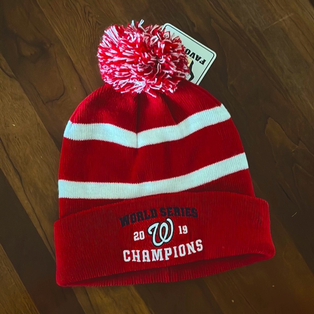 Washington Nationals 2019 World Series beanie NWT